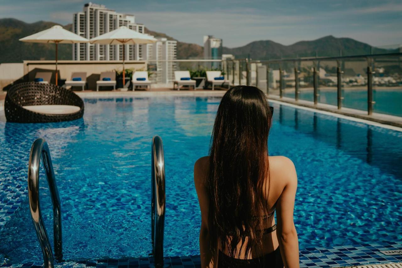 Khách sạn Navada 4*